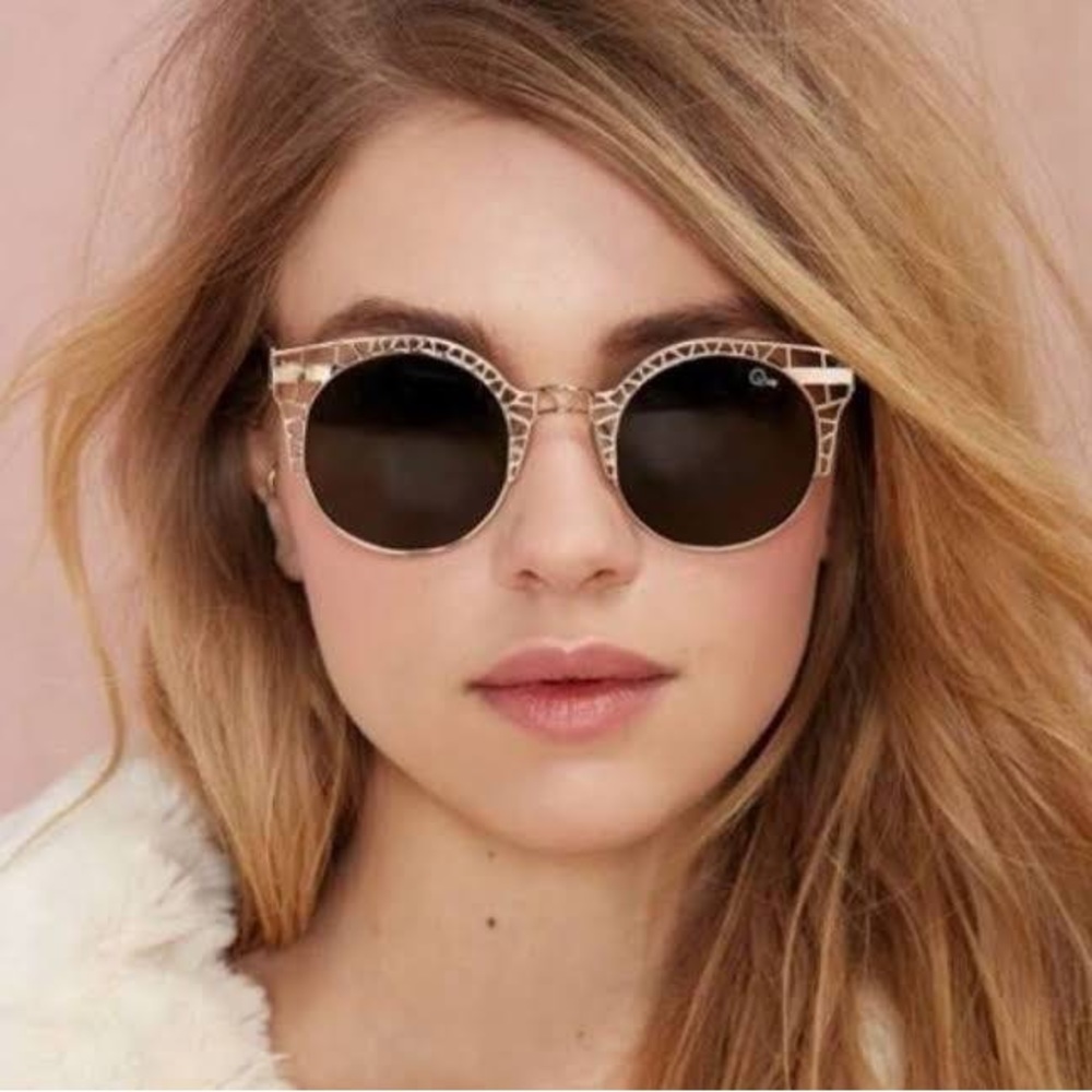 Quay Fleur Rose Gold Cutout Glasses